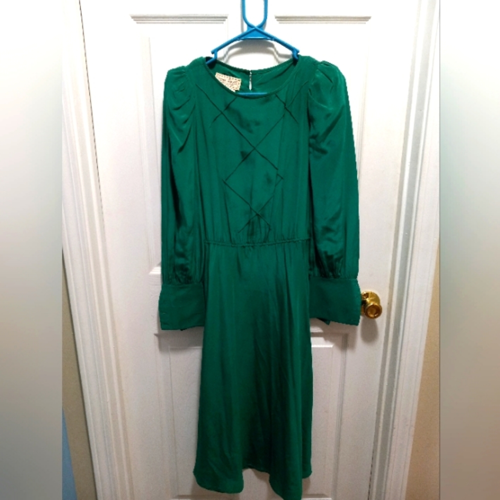 Joni char silk San Francisco vintage emerald green 100% silk dress